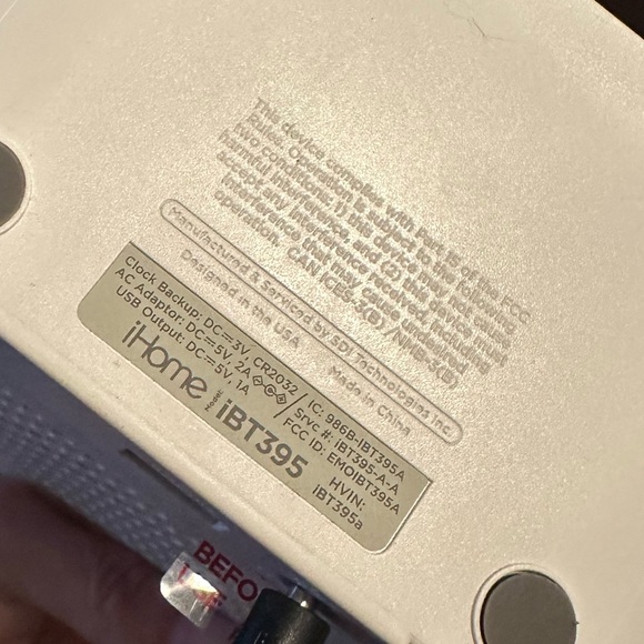 iHome clock speaker - Picture 3 of 6